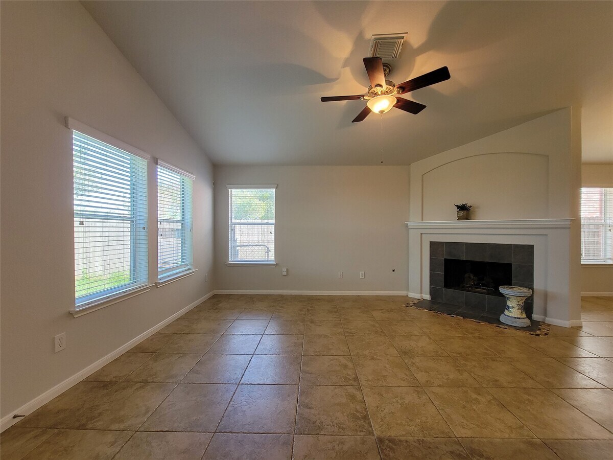Photo - 2723 Wild Oak Park Dr