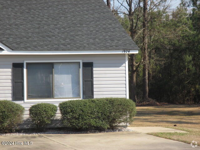 Building Photo - 1974 Countrywood Blvd Rental