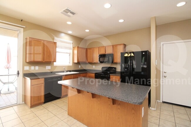 Photo - 105 N 87th Ave House