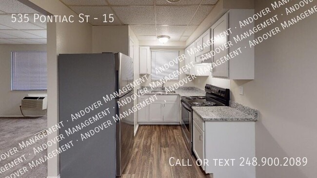 Building Photo - 535 Pontiac St Unit 15