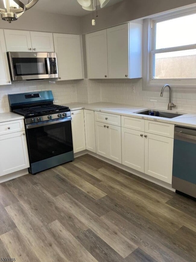 Building Photo - 9 Enoch St