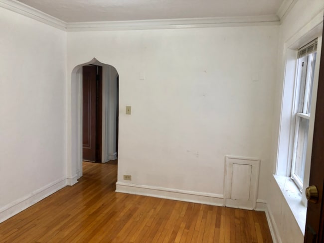 Photo - 1942 N Whipple St Unit 3F