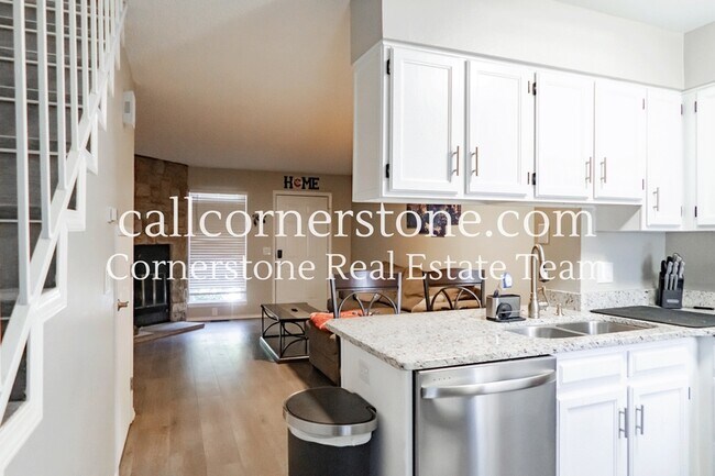 Photo - 3618 Queen Anne Way