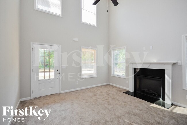 Photo - 145 Ascott Trace