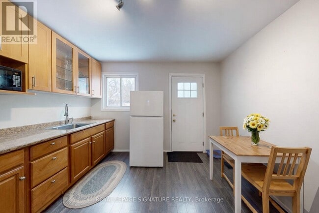 Photo - 117 Hampton Ave