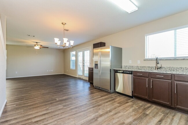 Photo - 7128 Little Mohican Dr