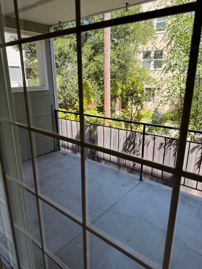 Photo - 1405 Oak Grove Ave Unidad 107