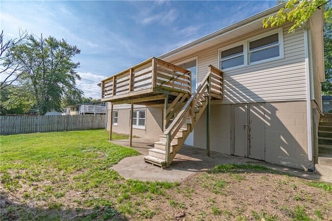 Photo - 40 Glenview Dr