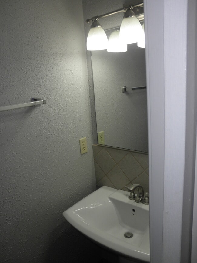 Photo - 3845 Northwest Chemult Place