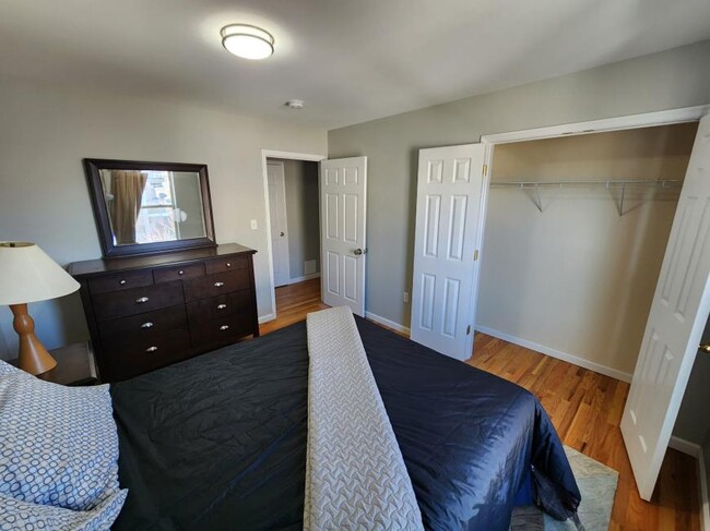 Photo - 0 bedroom in Newark NJ 07105 Condo Unit 22 - 1 Standard Hallway - West