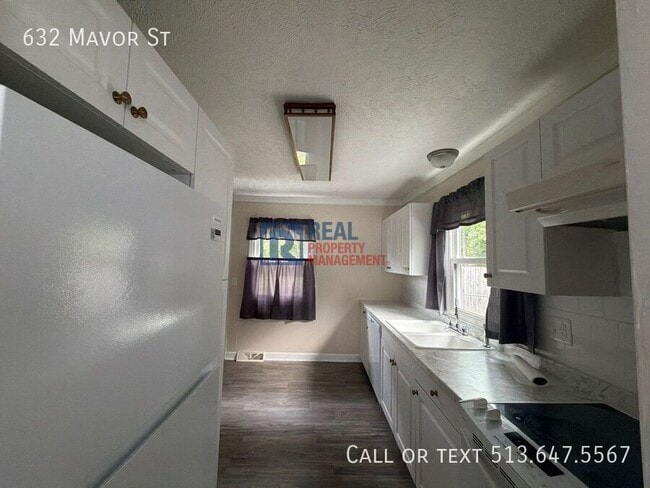 Photo - 632 Mavor St