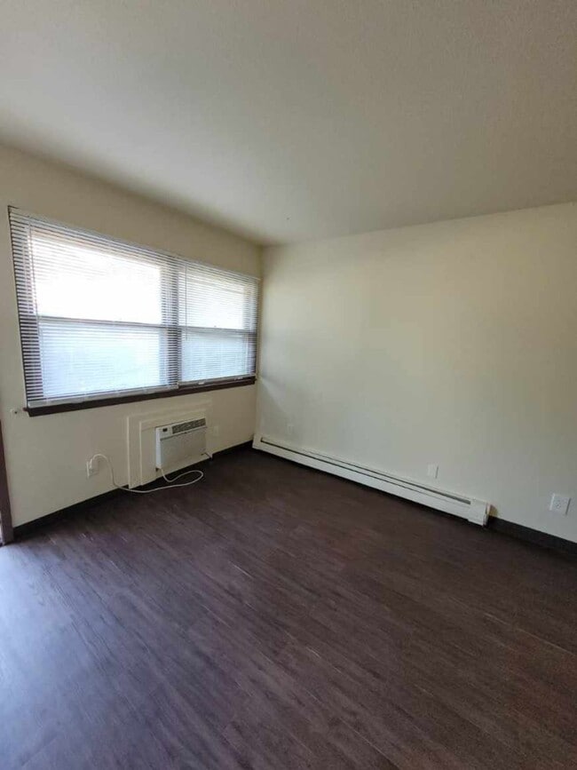 Photo - Welcome to 2800 30th St.