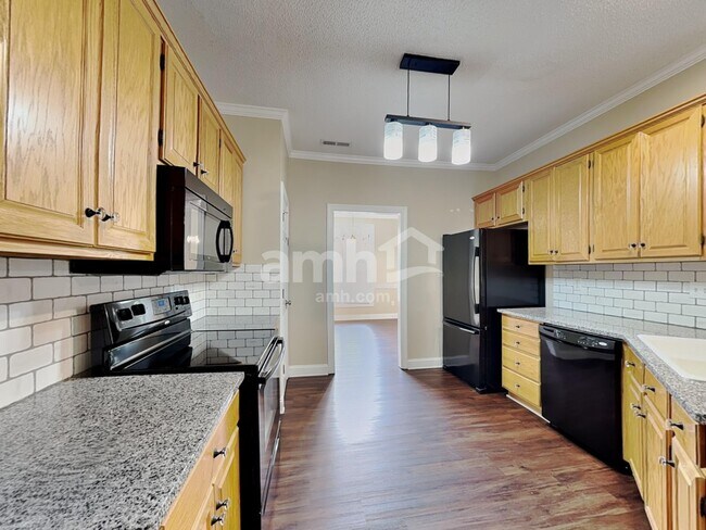 Photo - 1269 Beaverton Trail