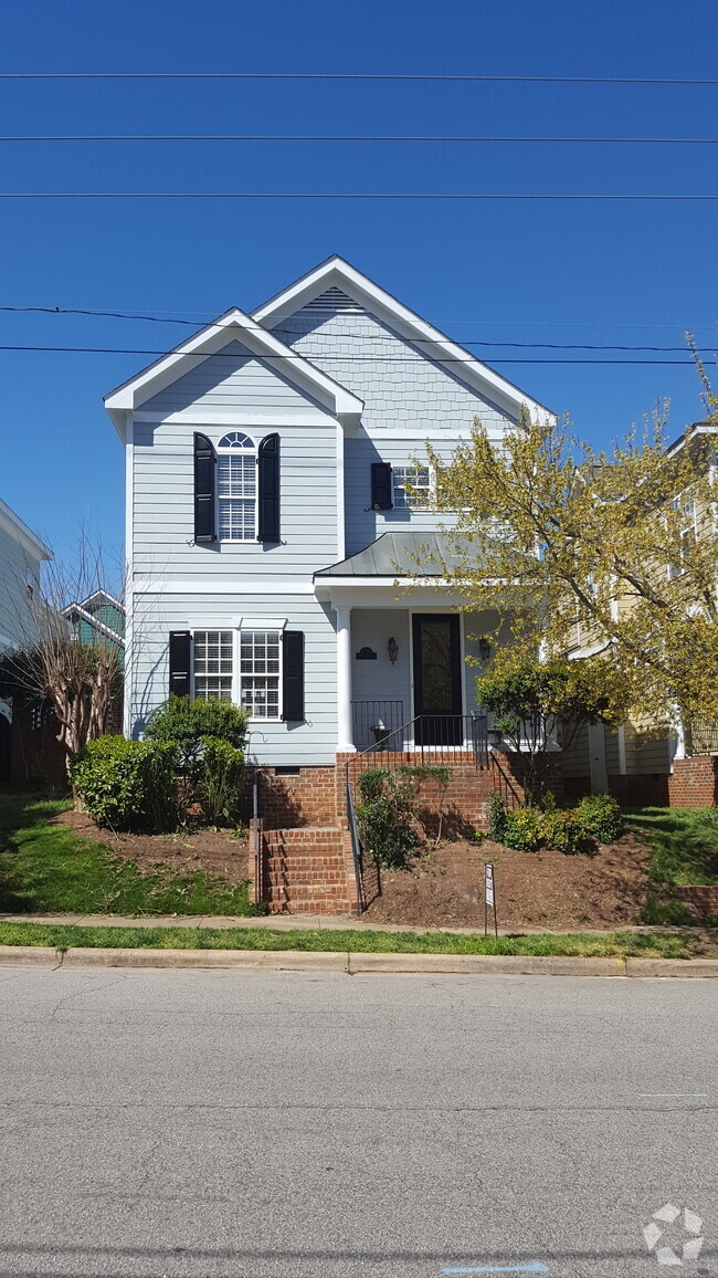 Building Photo - 1133 N Blount St Rental