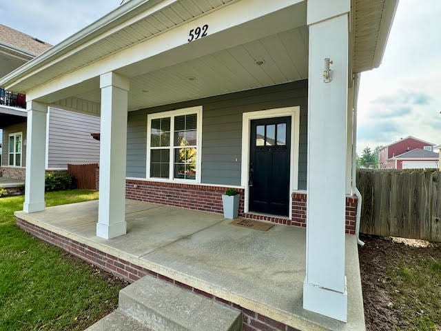 Photo - 592 N Longfellow Ln