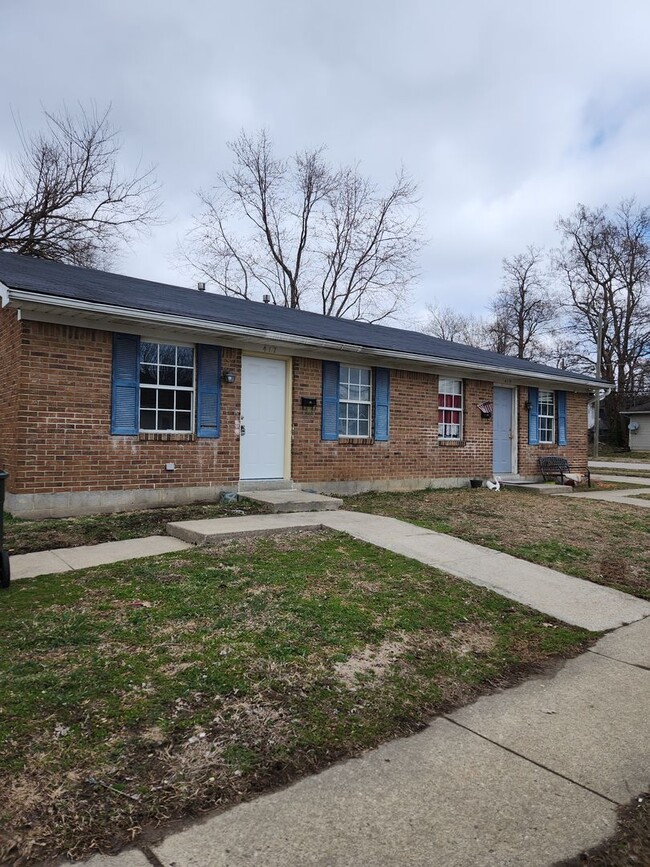 Brick Duplex - Brick Duplex House