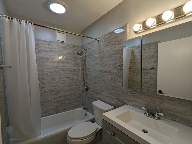 Photo - 19 Arizona Ter