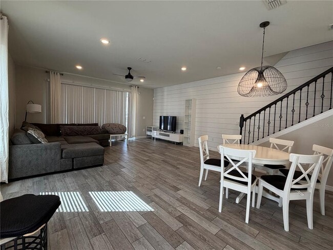 Photo - 3972 Plainview Dr