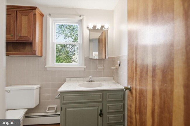 Photo - 1130 E Park Ave