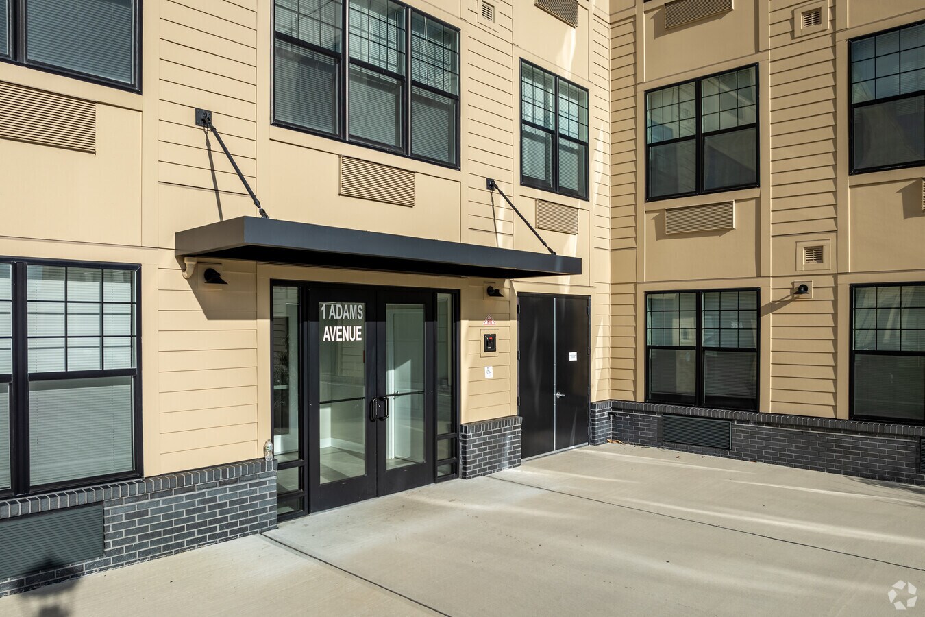 Entrance - Legacy at Morris Plains