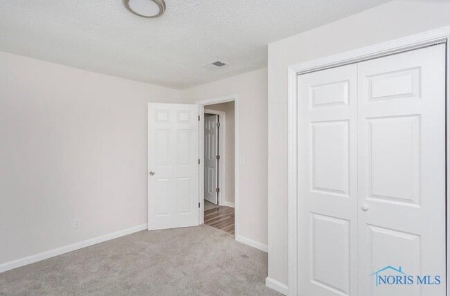 Photo - 421 E Streicher St
