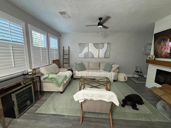 Building Photo - 55 S Camellia Grove Cir Unit 55 S Camellia Grove Cir