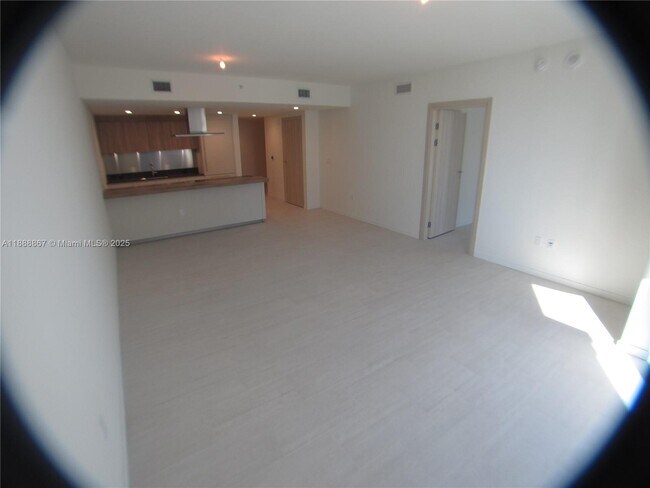 Photo - 1000 Brickell Plaza Unidad 4805