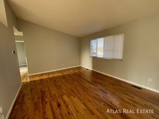 Photo - 2985 Dublin Blvd