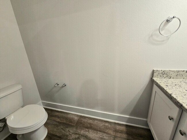 Photo - 1526 Farragut Way