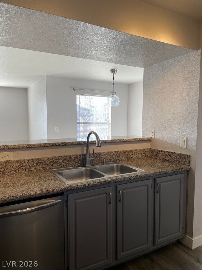 Photo - 5055 W Hacienda Ave Unit 1033