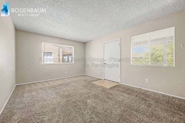 Building Photo - 737 W 1st Ave Unit 201