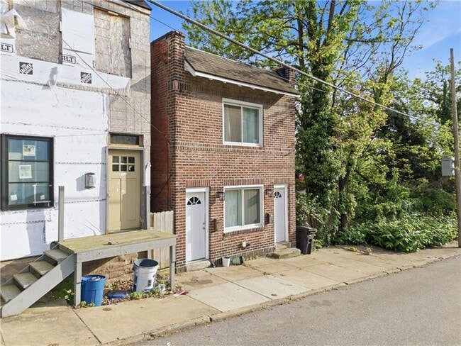 Photo - 119 E Jefferson St
