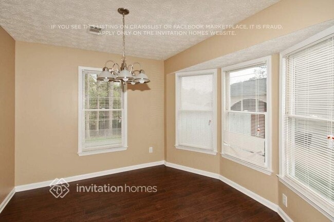 Photo - 3122 Dunlin Way
