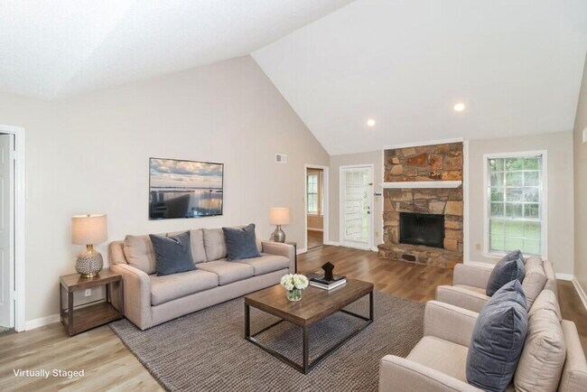 6049 Lawnhill Dr