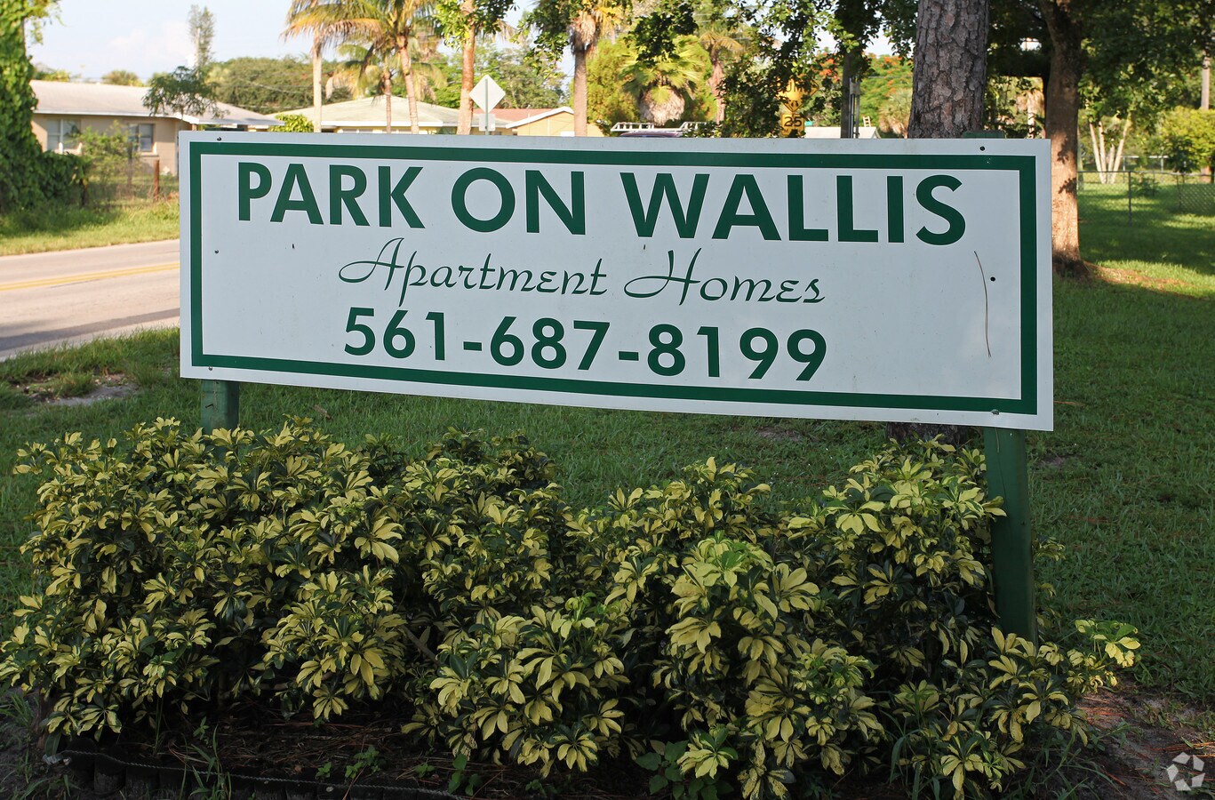 Park en Wallis Apartment Homes - Wallace Townhomes