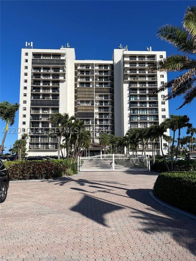 Building Photo - 3100 N Hwy A1A Unit 1103