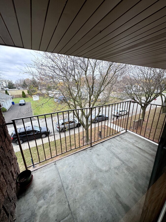 Photo - 4 Dufferin St Unit 305