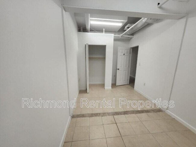 Photo - 11 E Broad St Unidad A