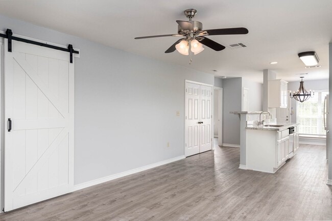 Photo - College Station home with stalls and arena on site!