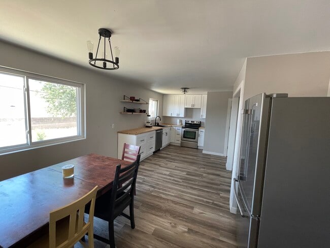 Photo - 640 S Sunset Dr