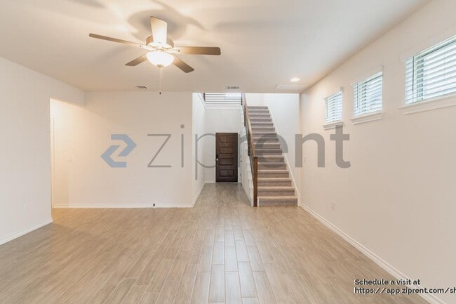 Photo - 7603 Elk Grove Path