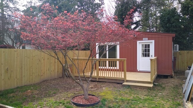 Building Photo - 6917 Monument Ave Unit Seraphs Cabin Rental