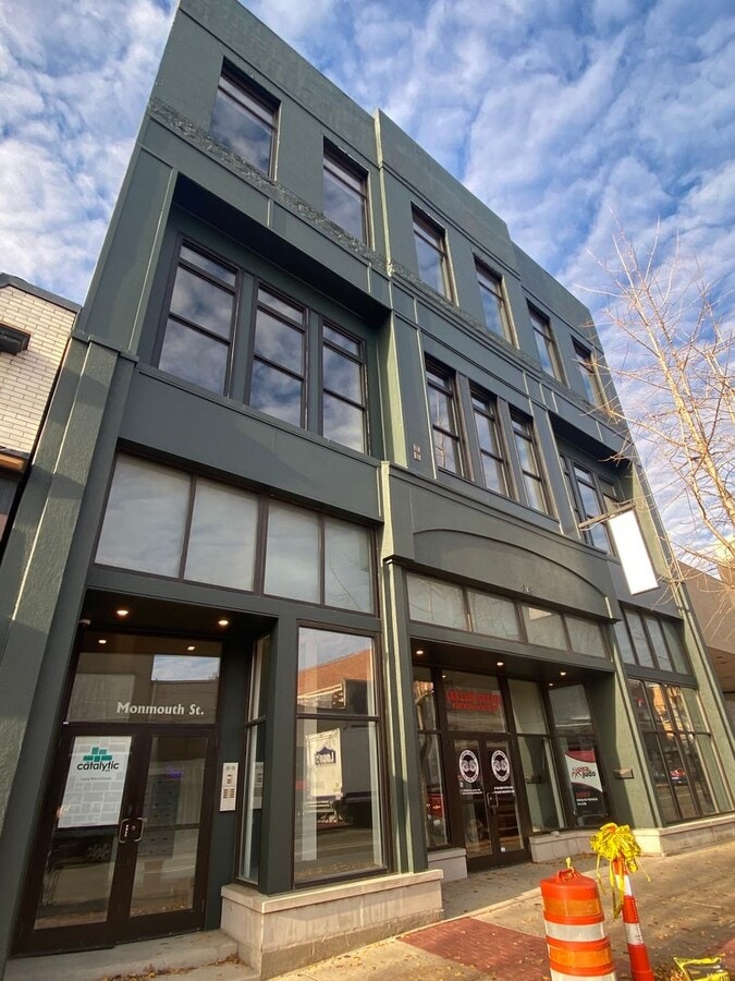 Spacious Loft - Spacious Loft Unit 208