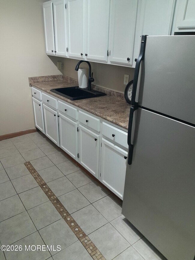 142 South St Unit 8b