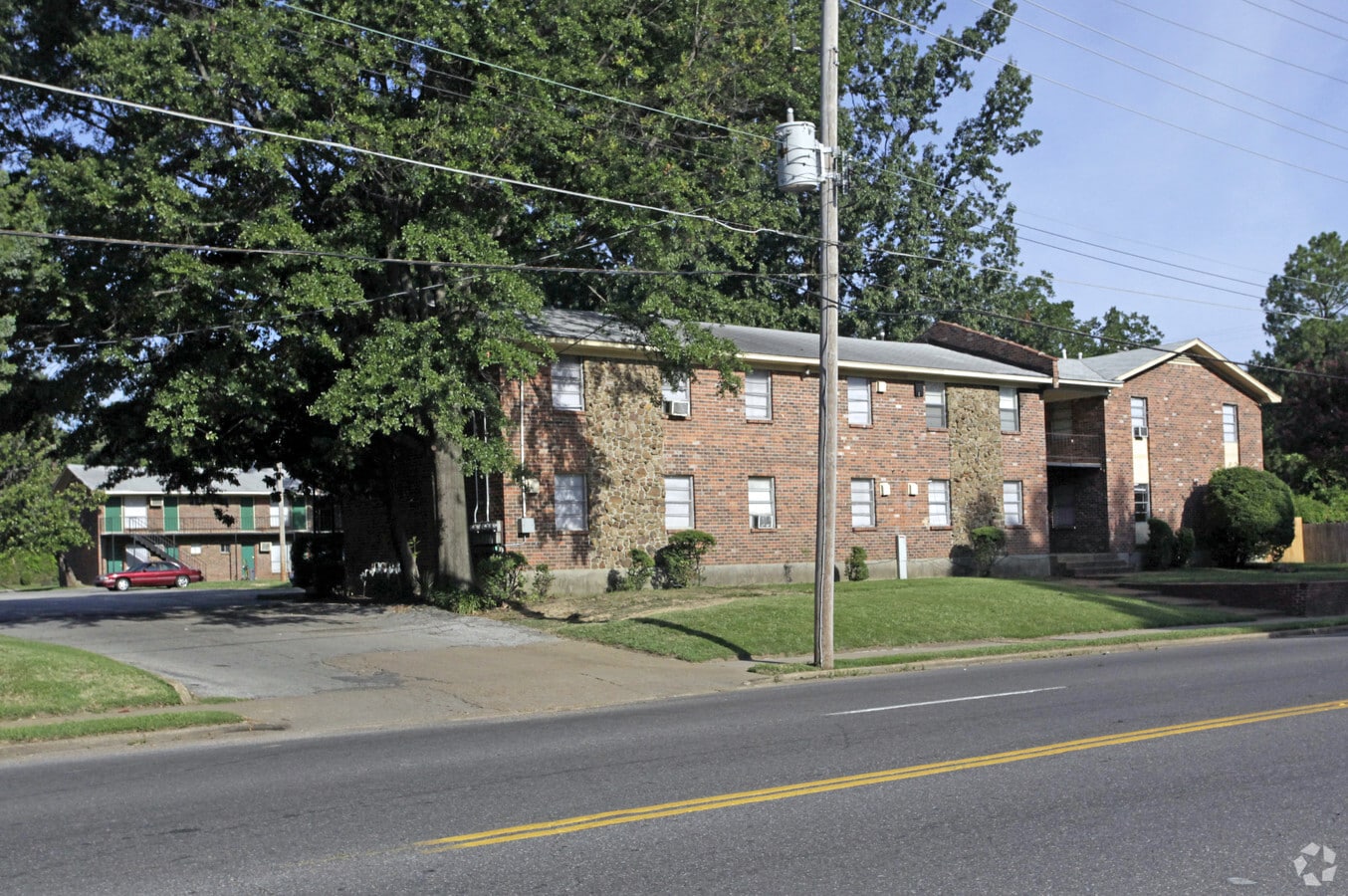 Pendleton Court Apartments - Pendleton Court Apartments