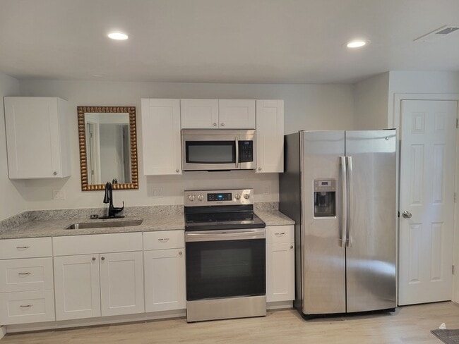 4964 W Ticoa Ln
