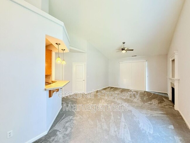 Photo - 8019 NE 22nd St