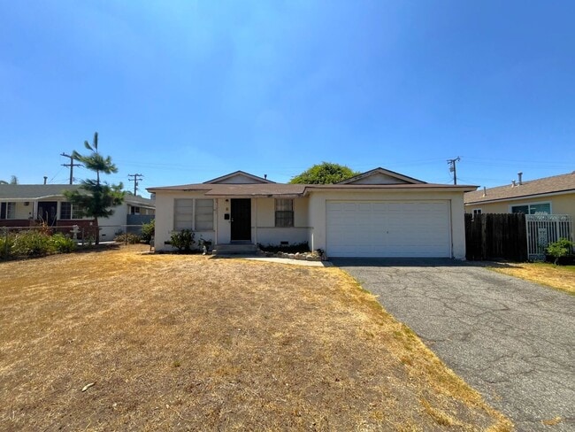 Photo - 1240 E Allen Ave