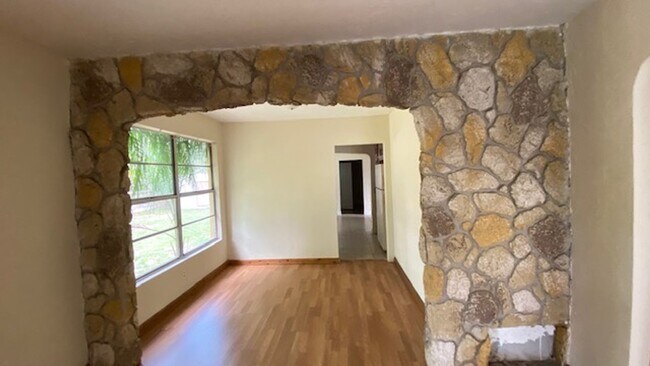 Photo - 229 Candler Ave