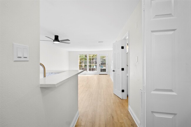 Photo - 2030 Plantation Dr